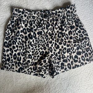 Sanctuary The Island Leopard print shorts. Elastic and tie waist